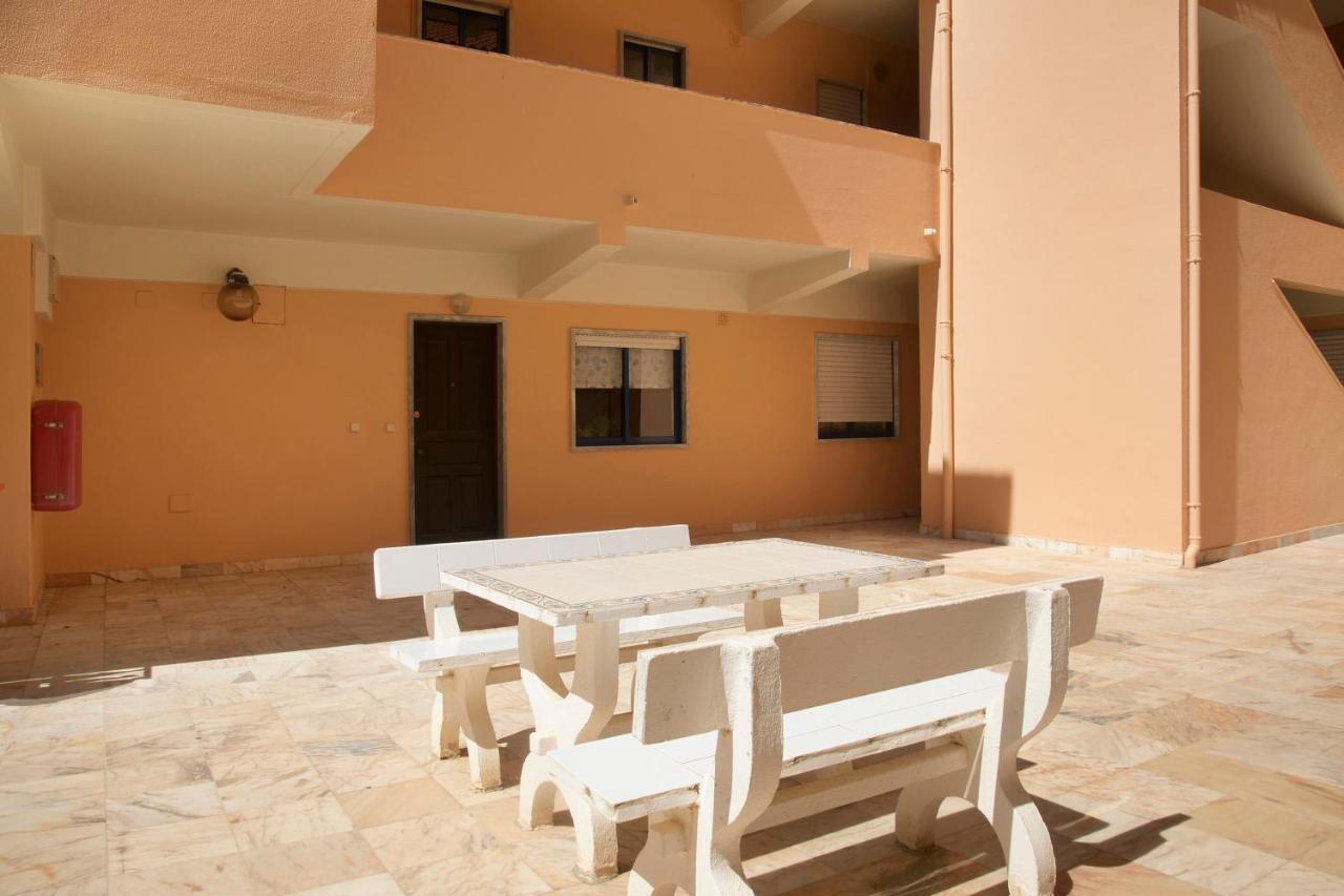 Sao Bernardino Beach House Atouguia Da Baleia Εξωτερικό φωτογραφία